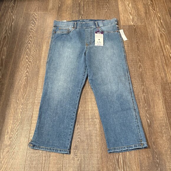Gloria Vanderbilt Pull-On Hi-Rise Capri Jeans – Size 16 - Picture 2 of 16